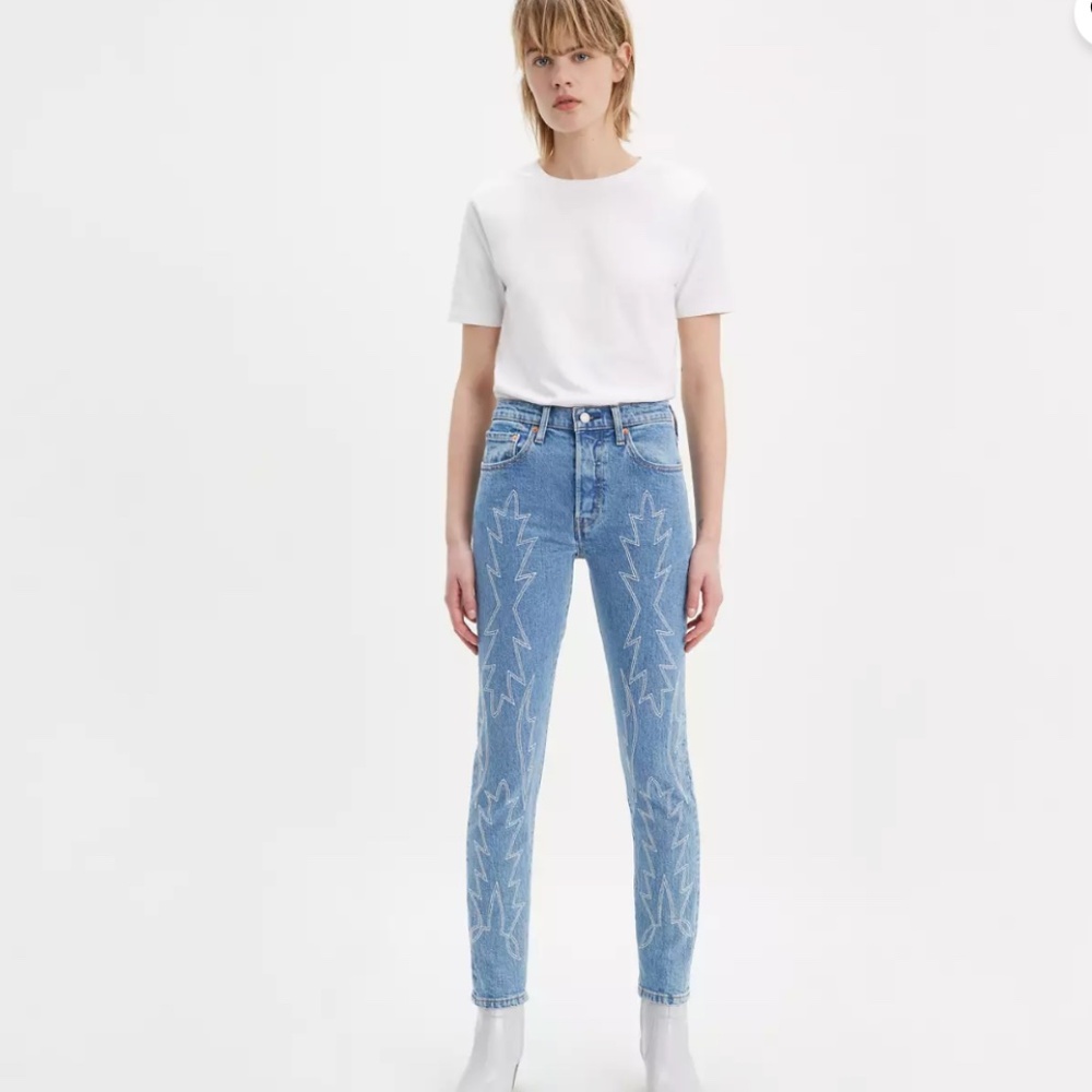 Levis 501 Stretch Skinny Embroidered Jeans